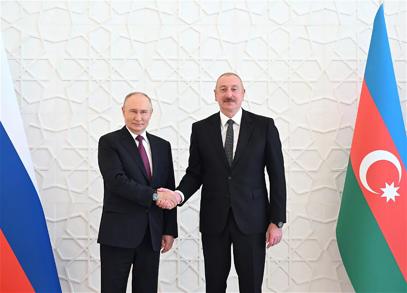 Владимир Путин поздравил президента Азербайджана