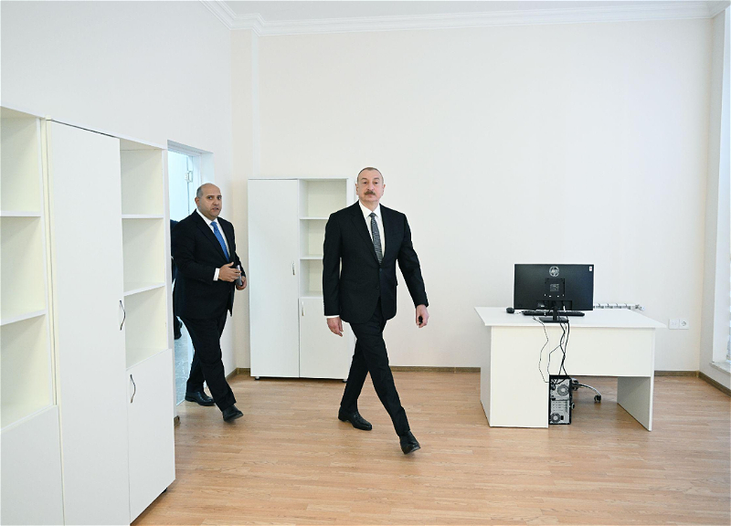 Prezident Ağdamın Kəngərli kəndində yerli icra strukturları üçün inşa edilmiş çoxfunksiyalı inzibati binada yaradılan şəraitlə tanış olub