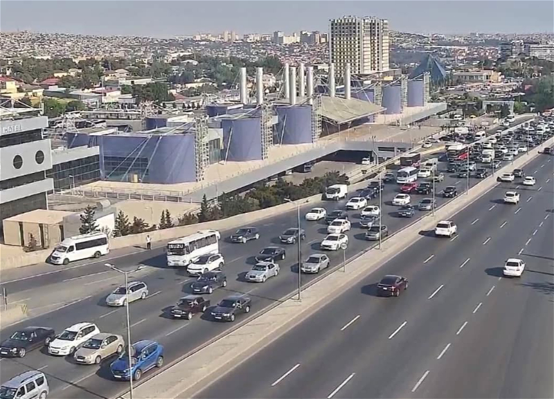 Paytaxtda sıxlıq müşahidə olunan küçə və prospektlər açıqlanıb.