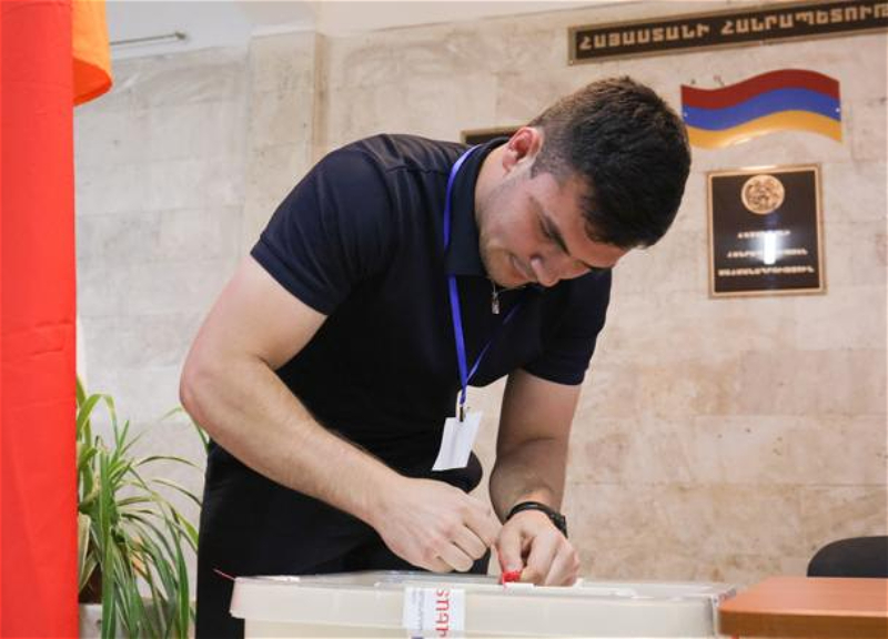 В России указали на нарушения и давление на оппозицию на выборах в Армении